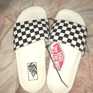 Van Checker Board Slide